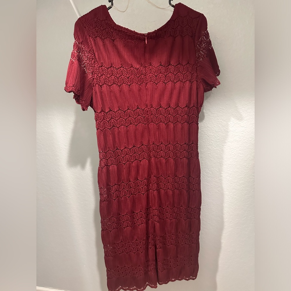 Short sleeve dress